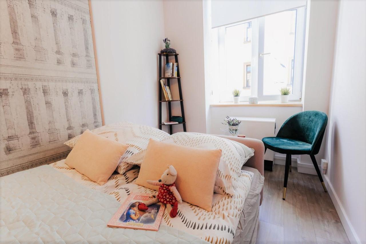 Delux Apartament Oldtown Kochanowskiego 30 Krakkó Kültér fotó